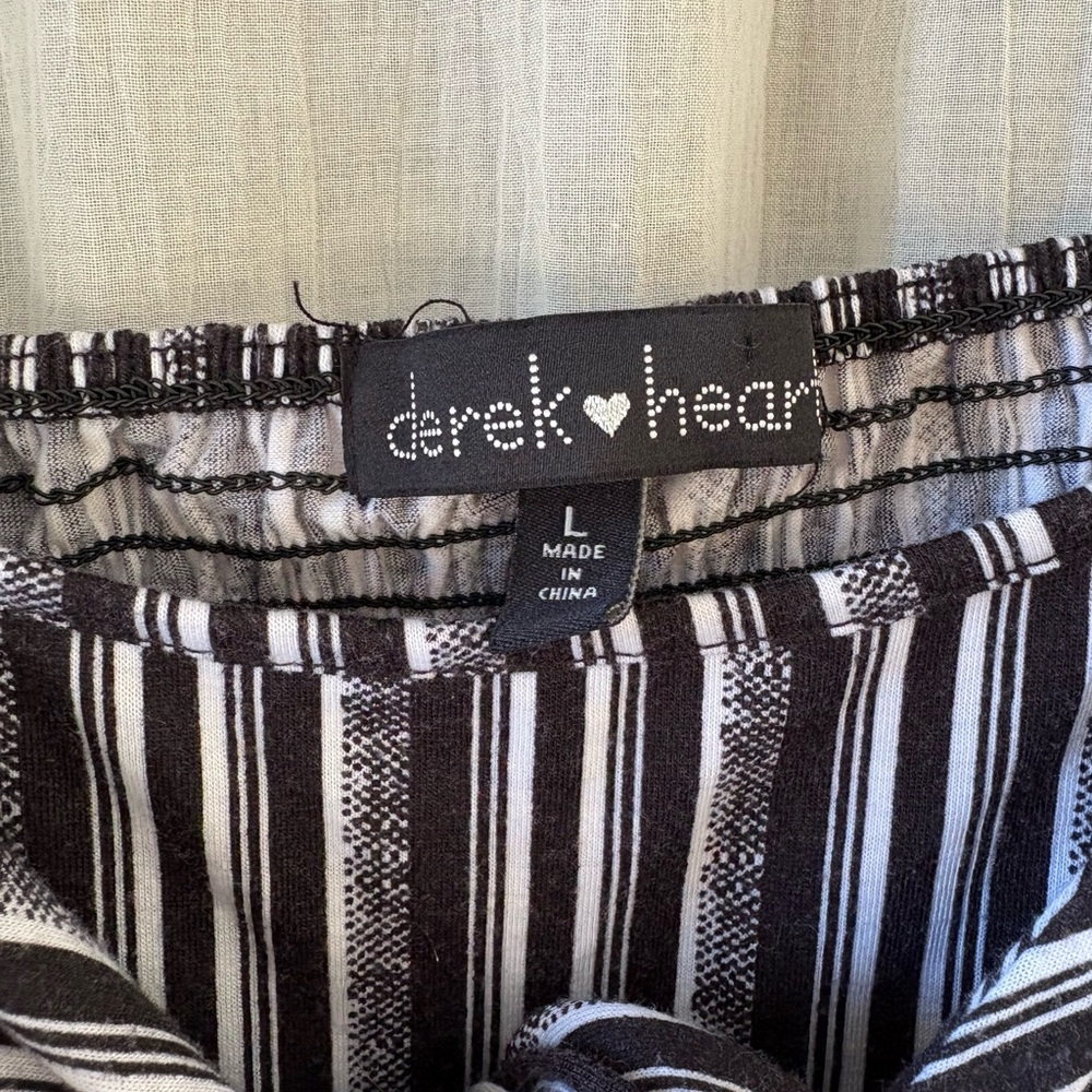 Derek Heart Black Striped Long Pants Romper - Picture 3 of 5